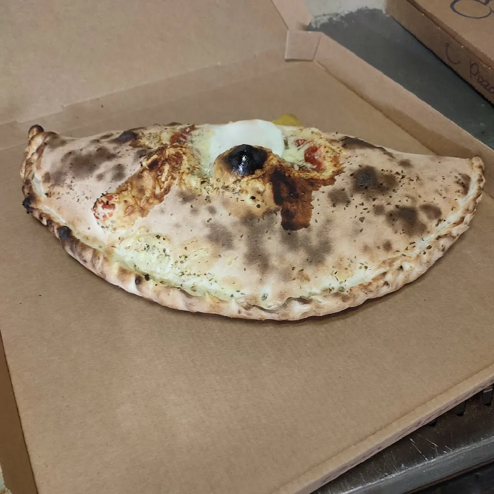 Pizza Calzone Royal